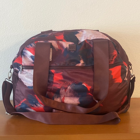 JoyLab Handbags - JoyLab Duffle Bag